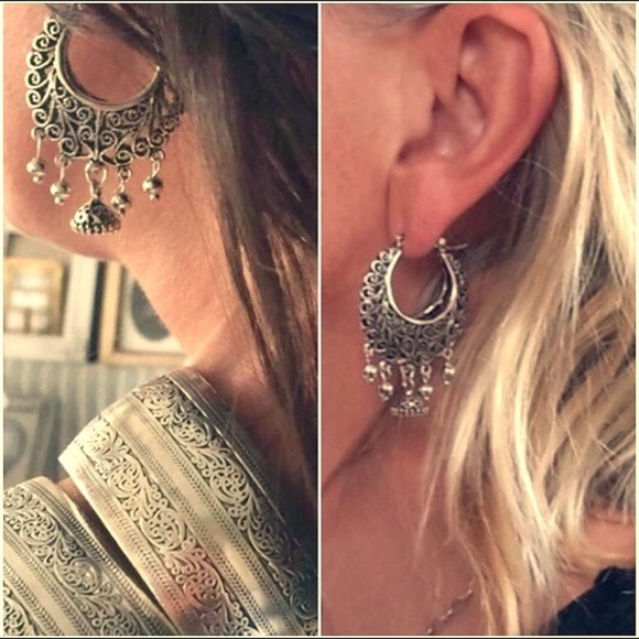 Jewelry - Tibetan Silver Vine Antique Vintage Loop Earrings